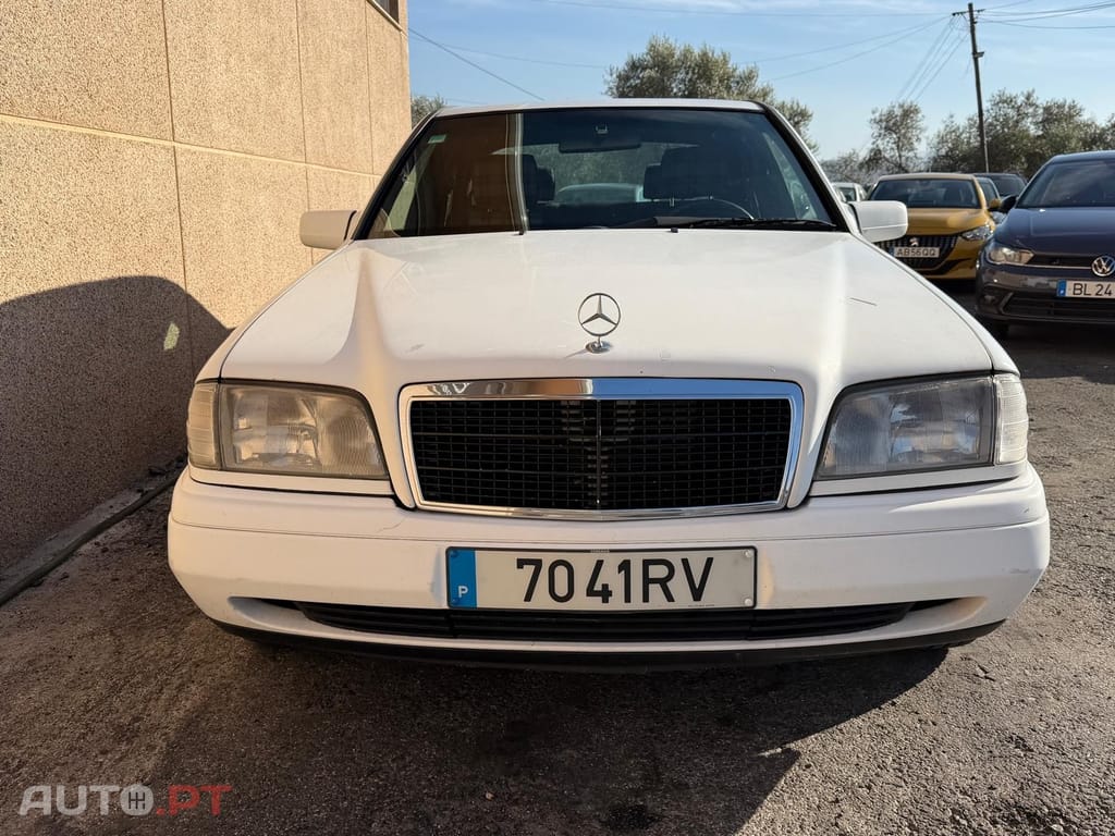 Mercedes-Benz C 200 D Elegance