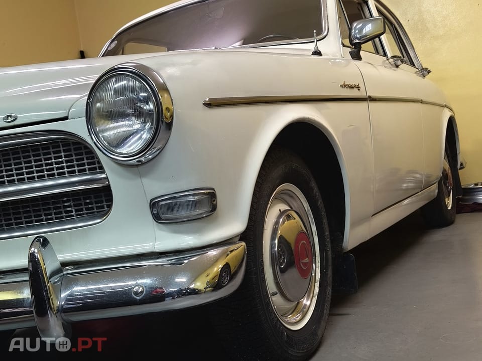 Volvo 122 S(Amazon)