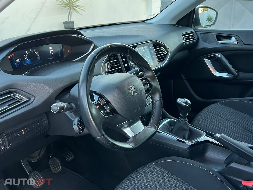 Peugeot 308 1.2 Active Business