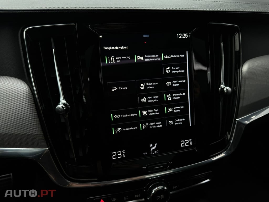 Volvo V90 2.0 T8 PHEV R-Design AWD