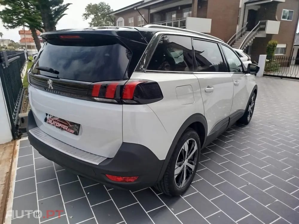 Peugeot 5008 BlueHDI 120 EAT6 Stop & Start Allure
