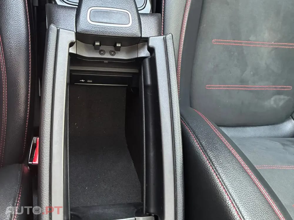 Mercedes-Benz A 180 AMG Line