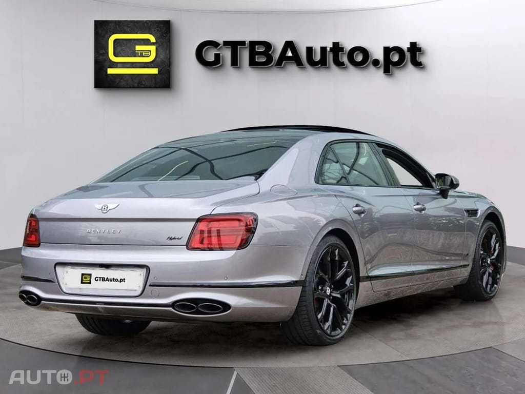 Bentley Flying Spur V6 Hybrid S 