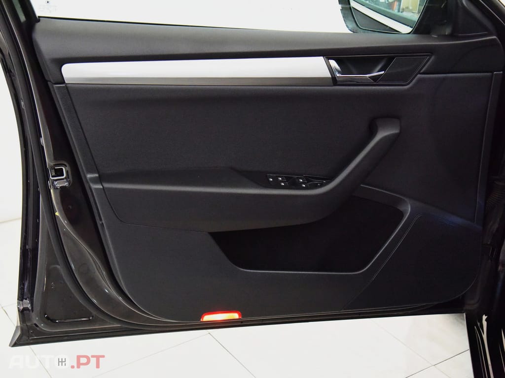 Skoda Superb 2.0 TDI Style