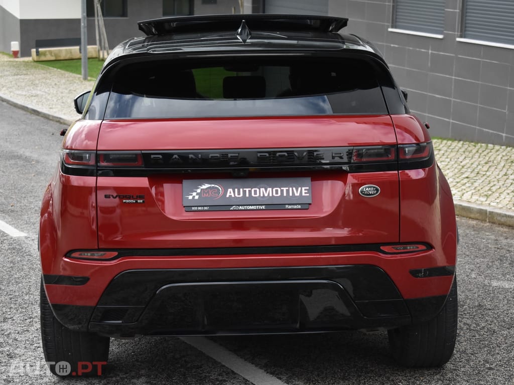Land Rover Evoque 1.5 P300e AWD R-Dynamic SE Auto