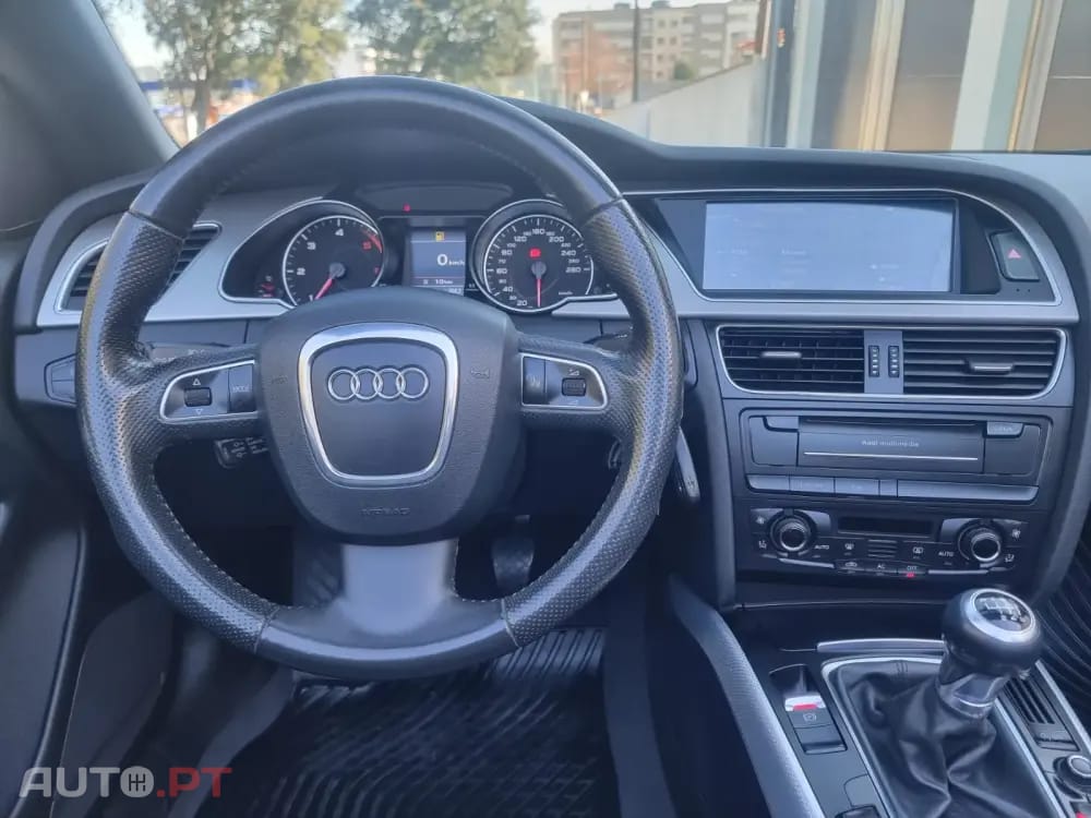 Audi A5 2.0 TDi S-line