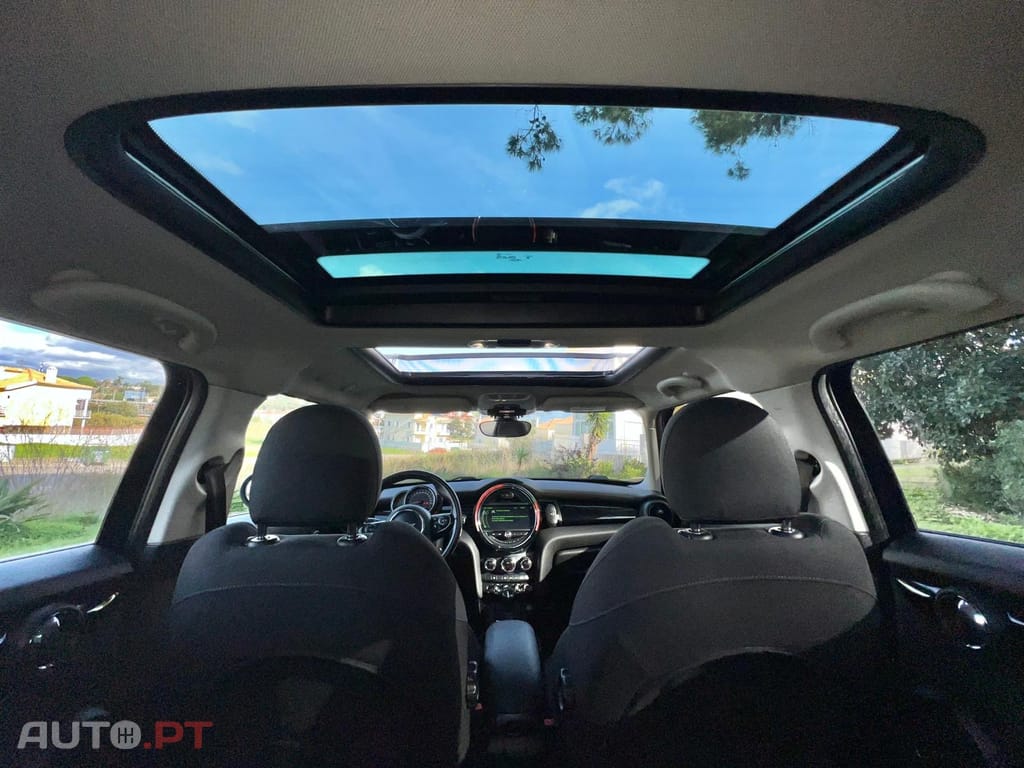 MINI Cooper Seven edition