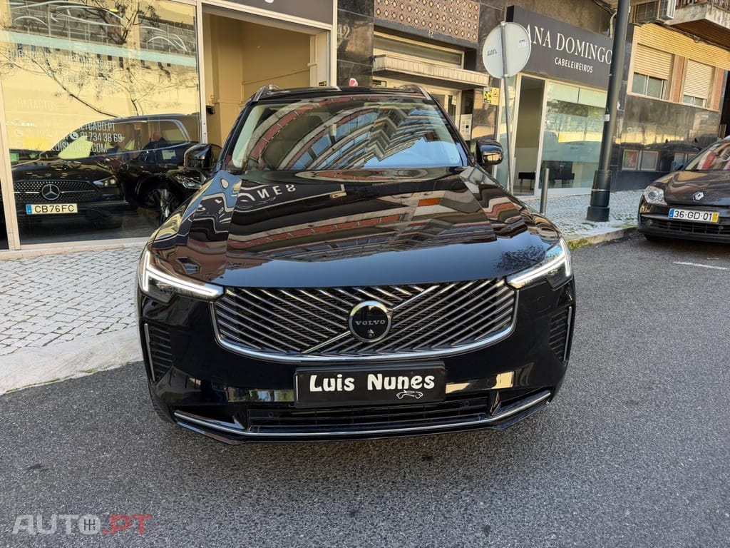 Volvo XC90 2.0 T8 PHEV Plus Dark AWD