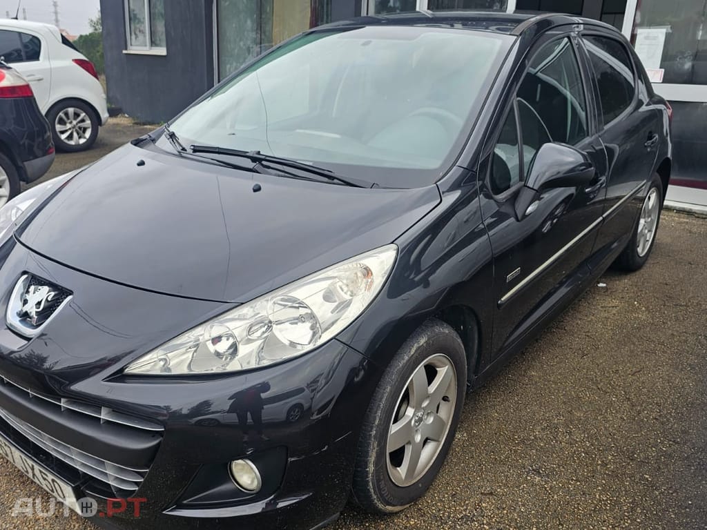 Peugeot 207 1.4 HDi SE Sportium