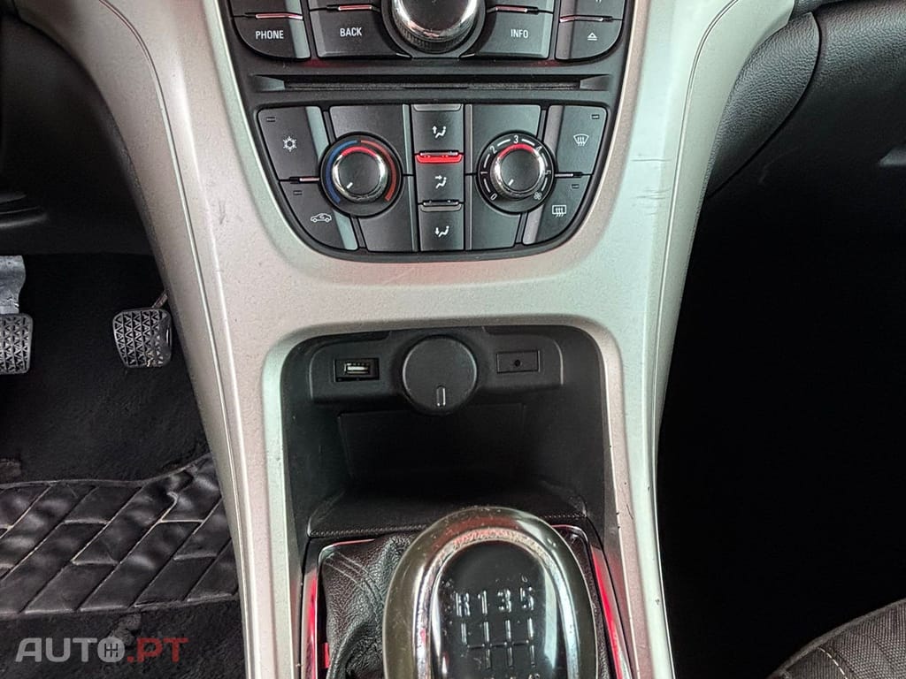 Opel Astra 1.7 CDTi Selection Business