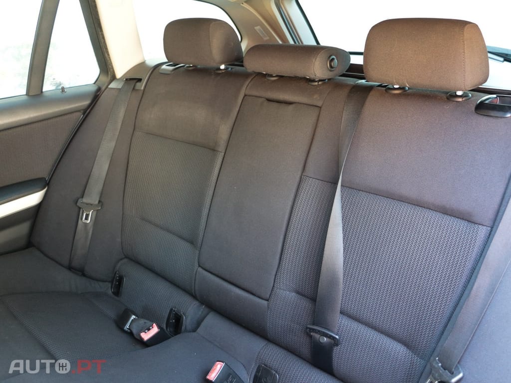 BMW 320 d Touring Navigation Sport