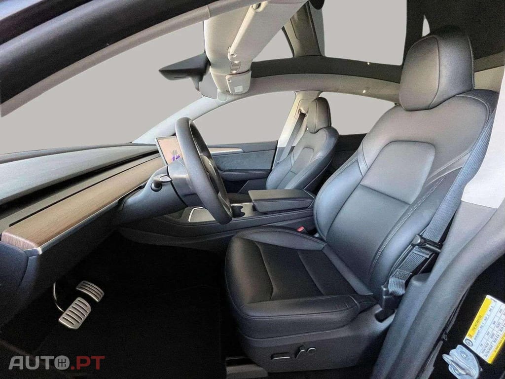 Tesla Model Y Performance Dual Motor AWD