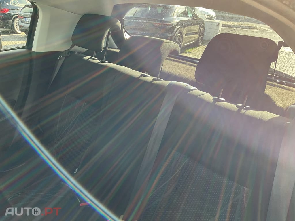 Peugeot 208 1.2 VTi Active