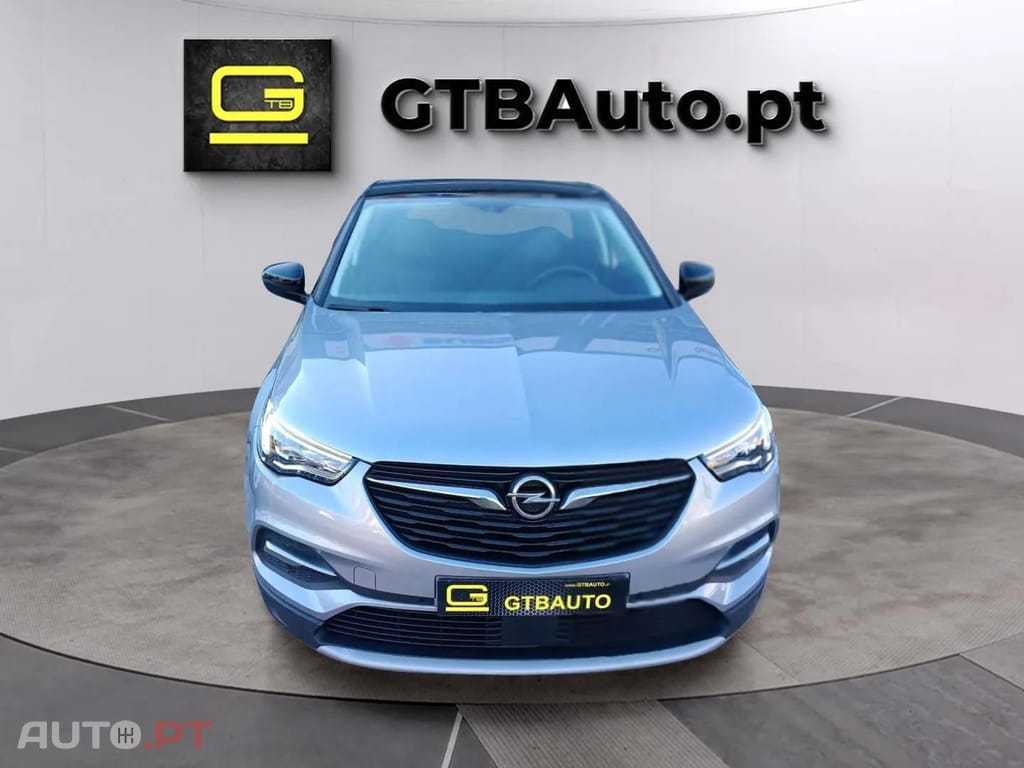 Opel Grandland (X) 1.2 Executive 