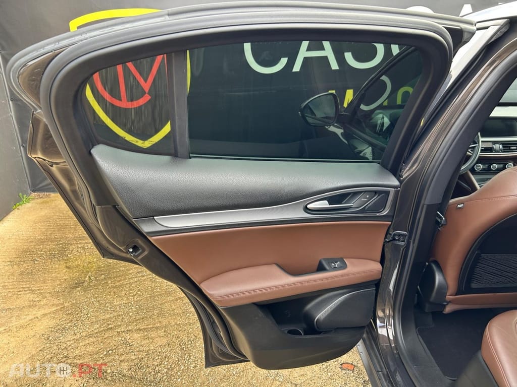 Alfa Romeo Stelvio 2.2 D Super AT8 Q4