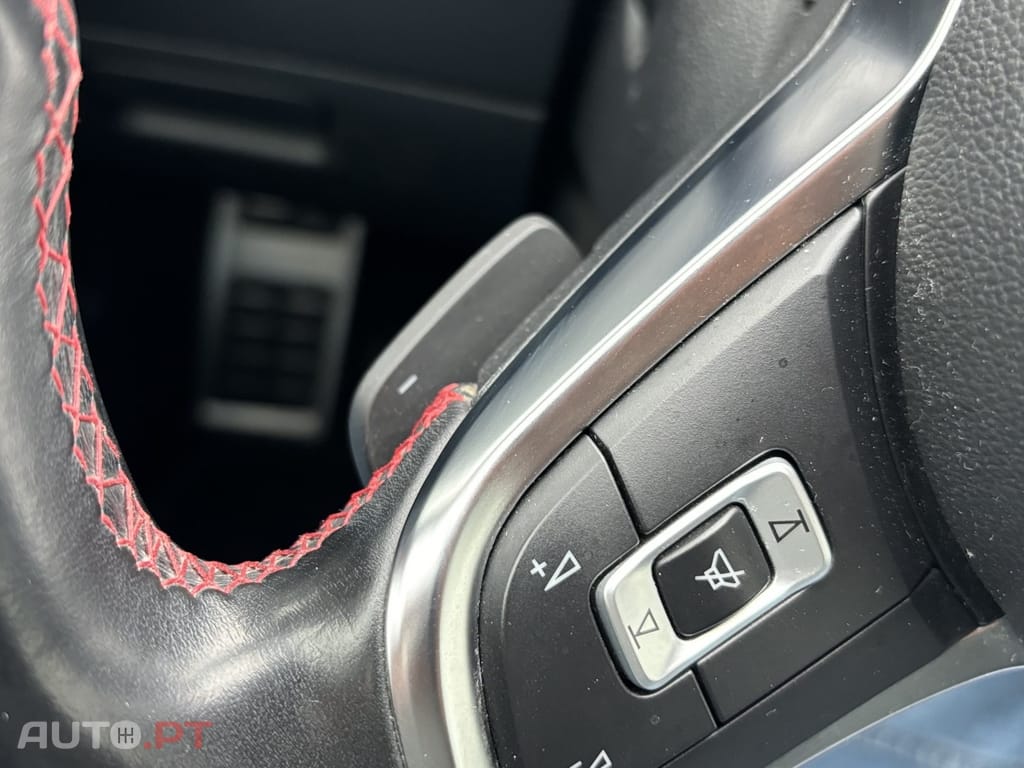 Volkswagen Golf 2.0 GTi DSG