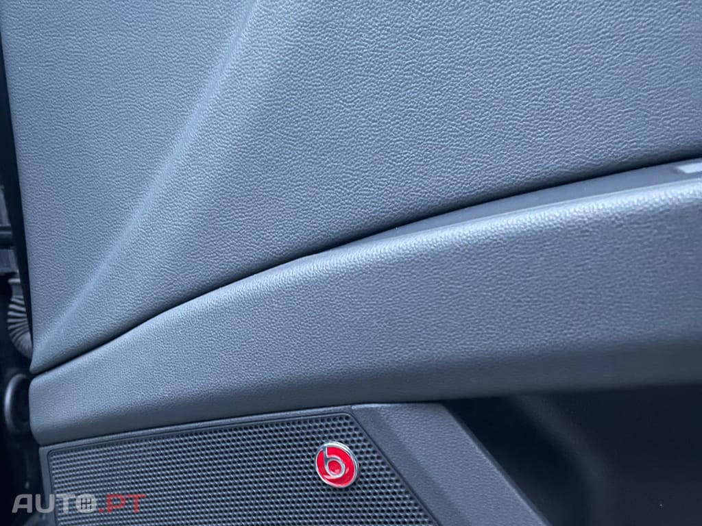 Seat Leon Seat Leon ST FR DSG Black Matt Edition