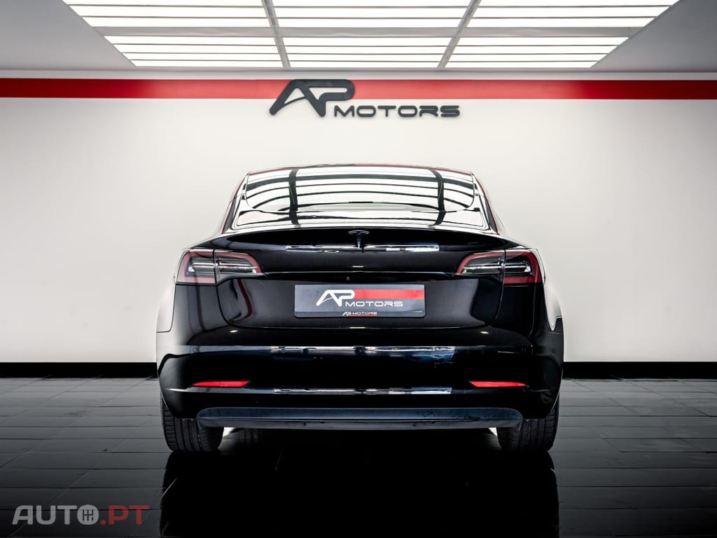 Tesla Model 3 Standard RWD Plus