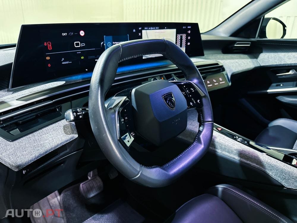 Peugeot 3008 1.2 Hybrid Allure e-DCS6