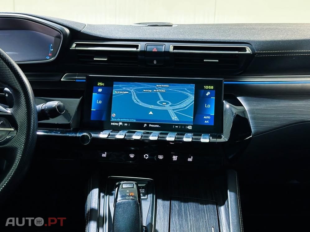 Peugeot 508 SW e-EAT8 225