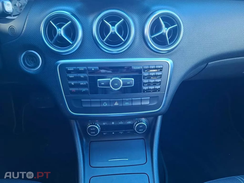 Mercedes-Benz A 200  Cdi 4matic 7g  Dct Streetstyle