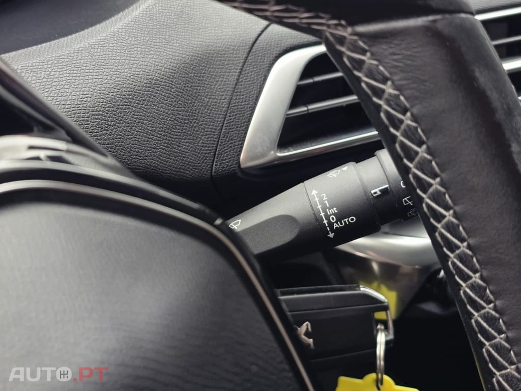 Peugeot 5008 2.0 BlueHDi Allure J18