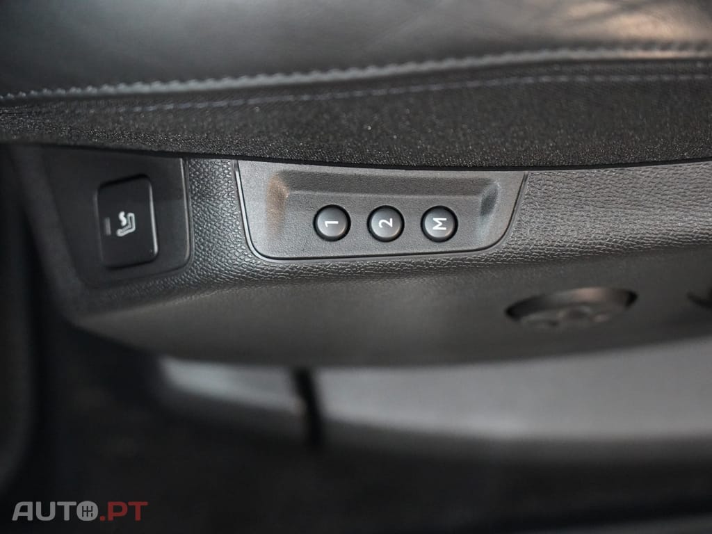 Peugeot 3008 1.6 Hybrid GT Line e-EAT8