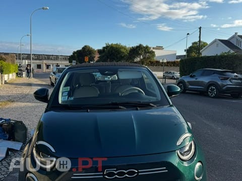 Fiat 500e La Prima