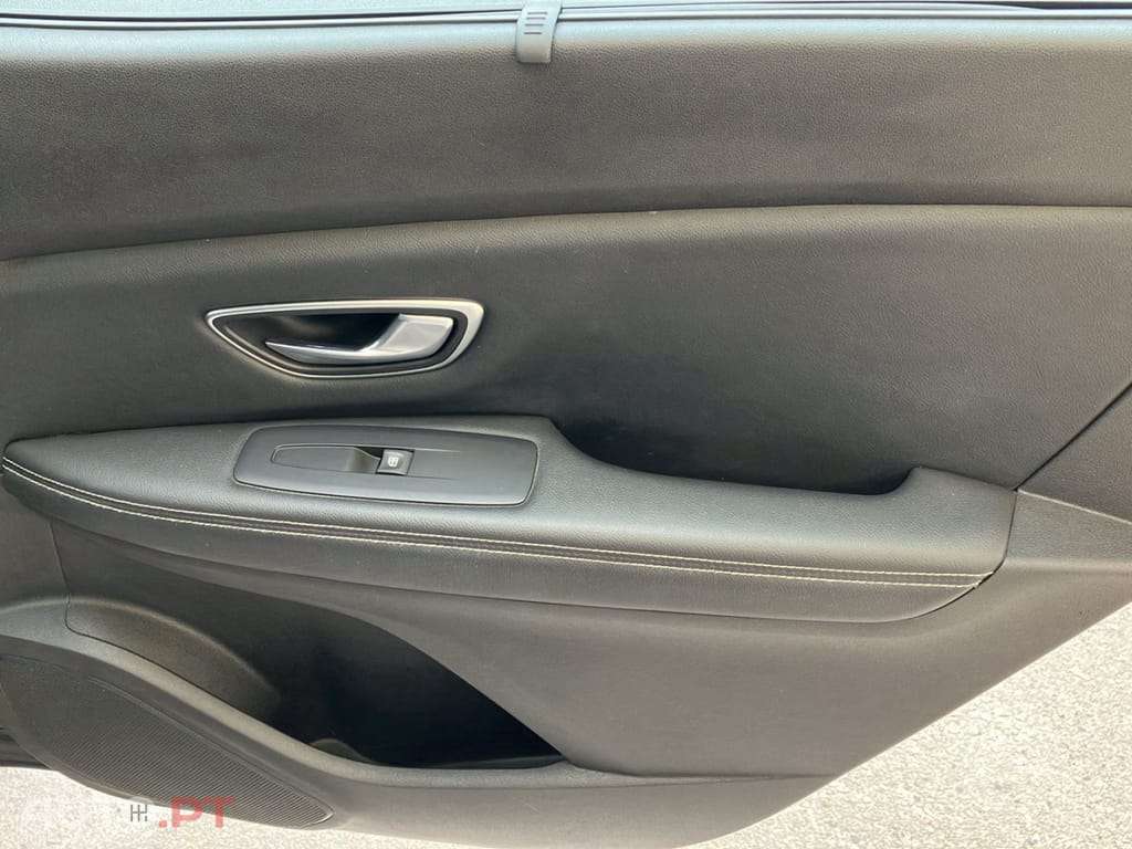 Renault Scénic 1.2 TCE Sport SS