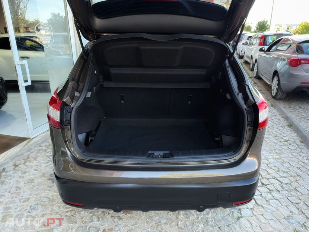 Nissan Qashqai 1.5 dCi Acenta Connect