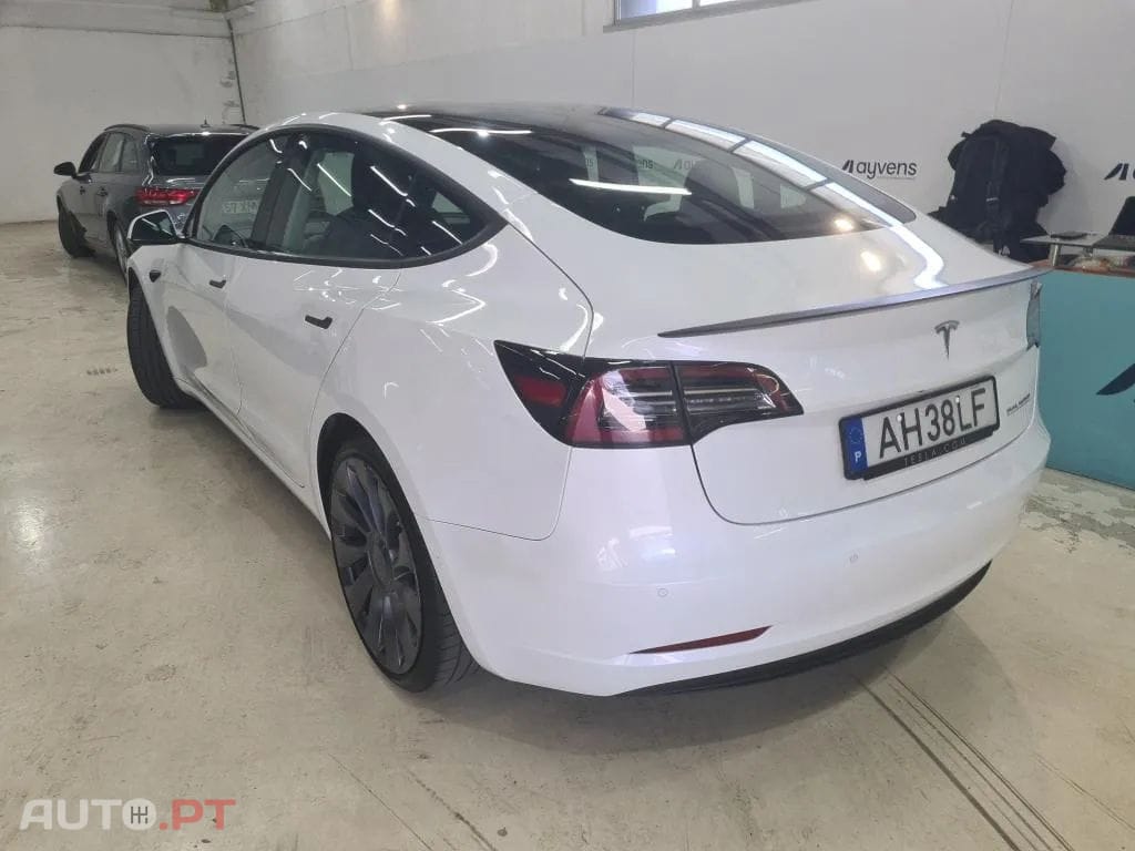 Tesla Model 3 Performance Dual Motor AWD