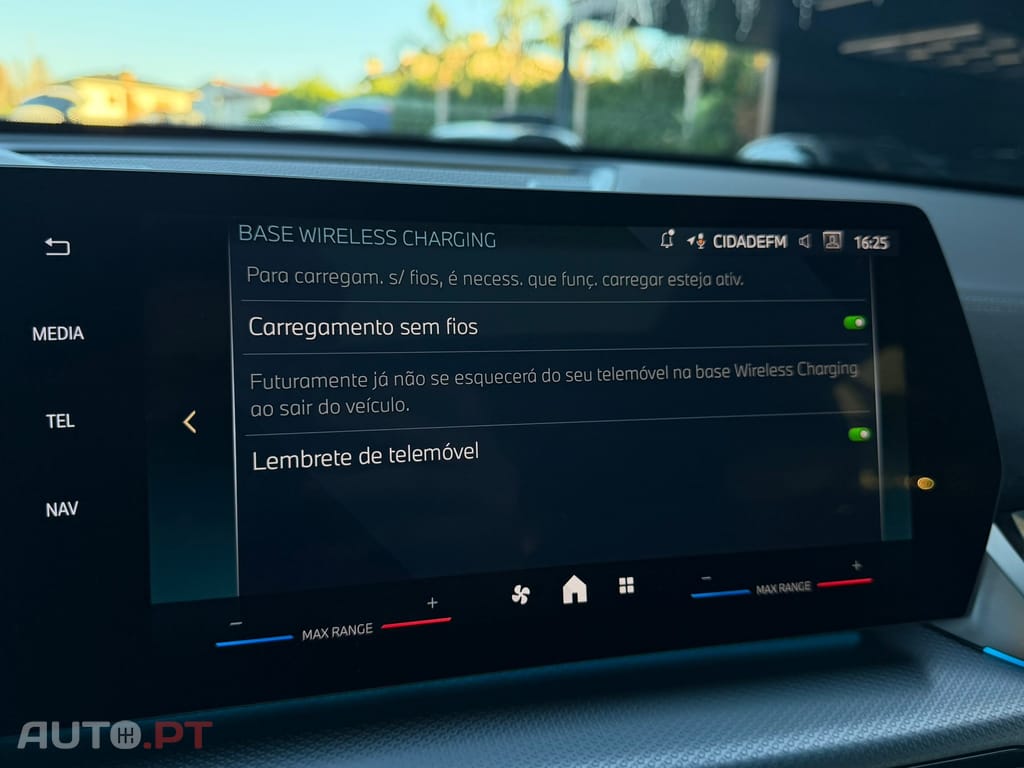 BMW iX2 eDrive20 Pack Desportivo M Pro