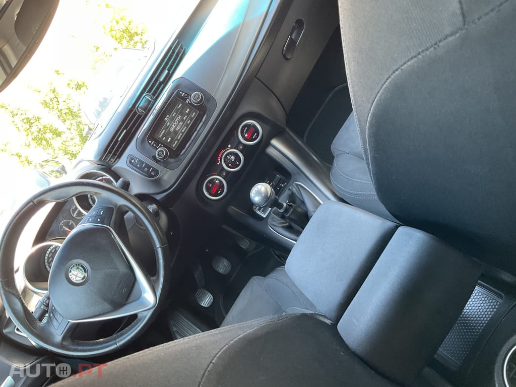 Alfa Romeo Giulietta 1.6 JTDM Exclusive