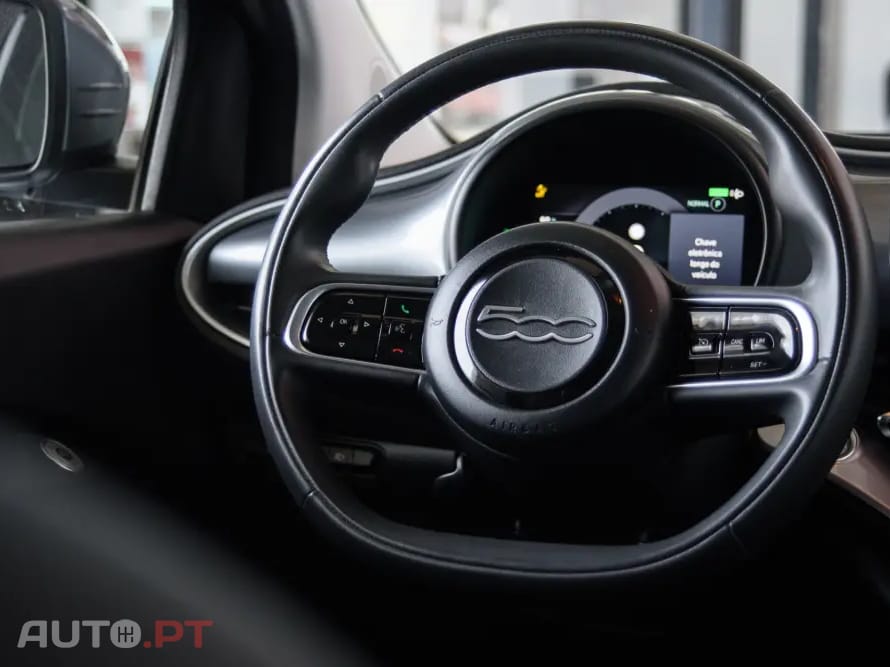 Fiat 500e 42 kWh Icon