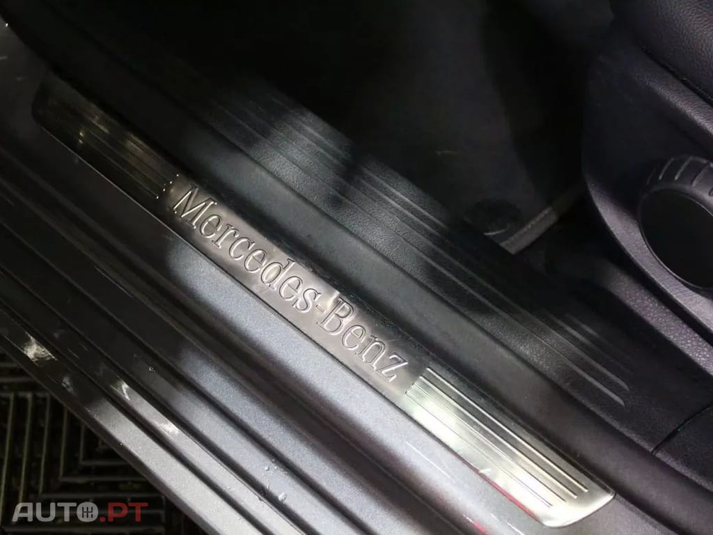 Mercedes-Benz A 250 e Progressive