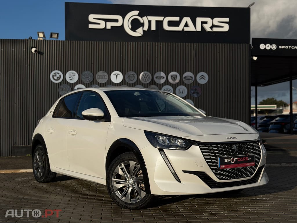 Peugeot E-208 50 kWh Allure