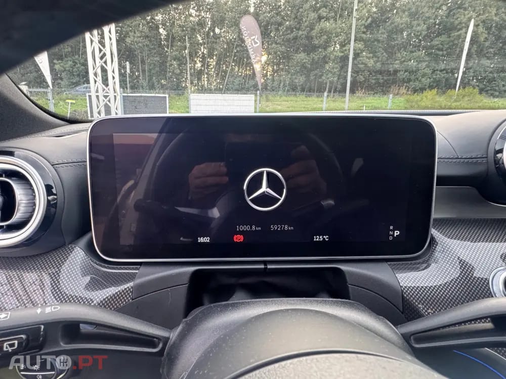 Mercedes-Benz C 300 e AMG Line