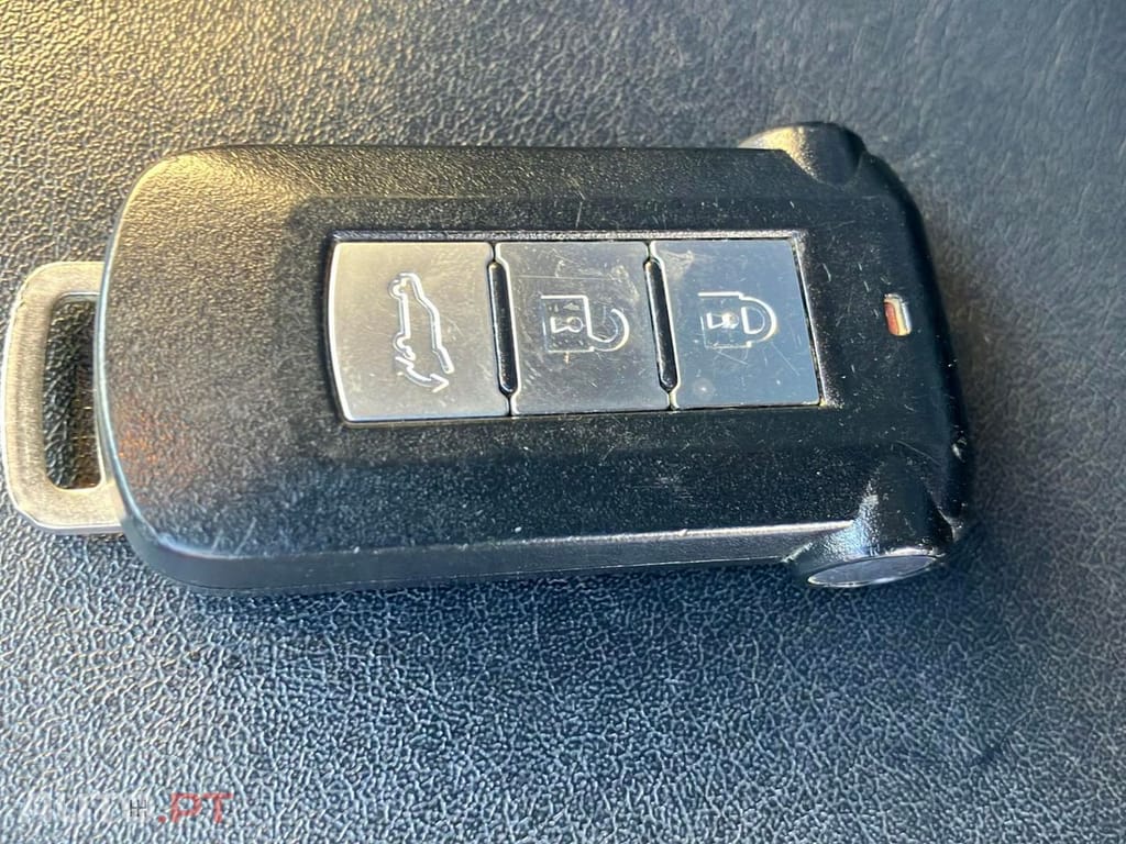 Mitsubishi Outlander 2.4 Instyle