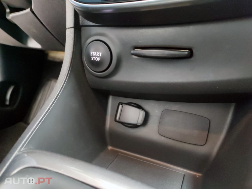 Renault Clio Limited