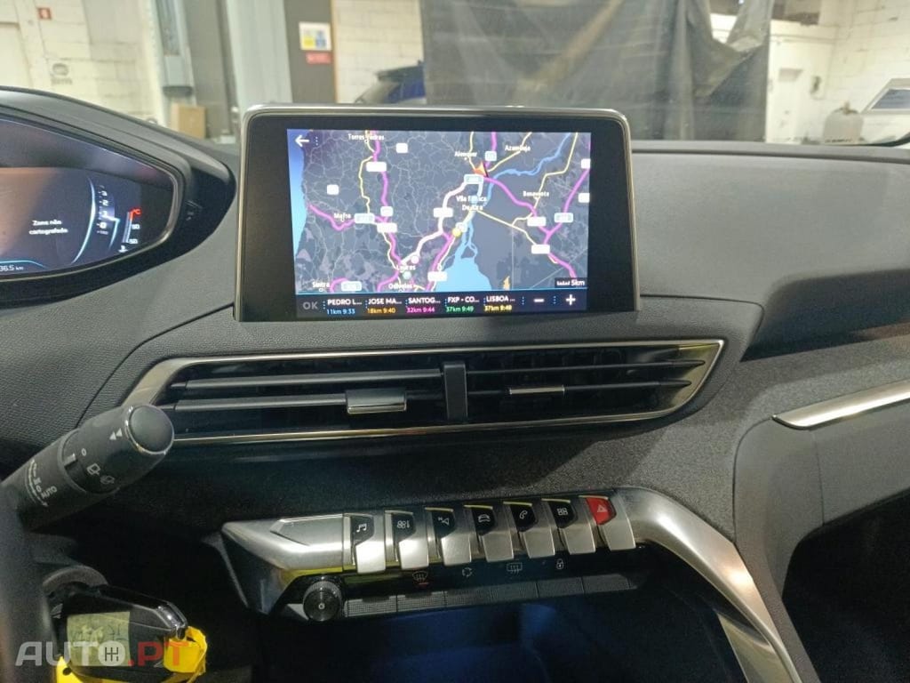 Peugeot 5008 1.5 BlueHDi Allure