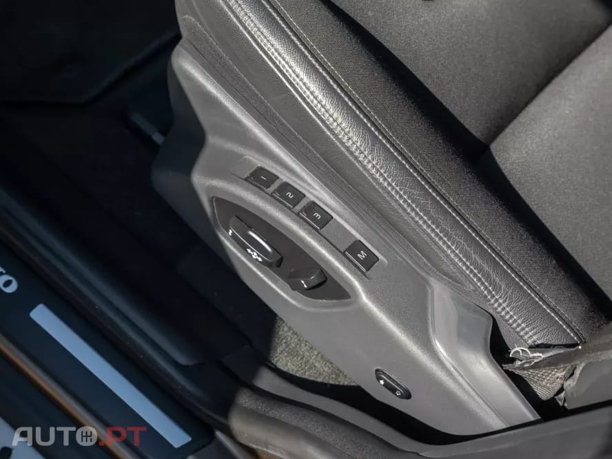 Volvo XC60 2.0 D3 Summum Geartronic