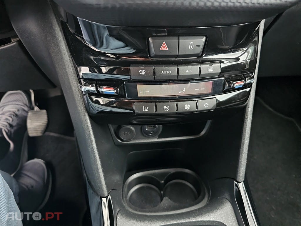 Peugeot 2008 1.2 PureTech Allure