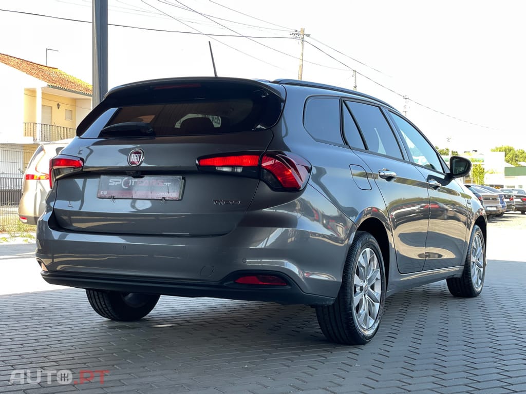 Fiat Tipo 1.3 M-Jet Lounge