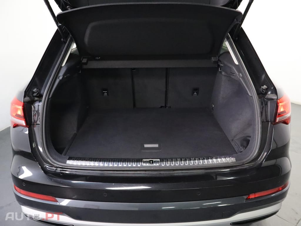 Audi Q3 35 2.0 TDI S tronic Advanced