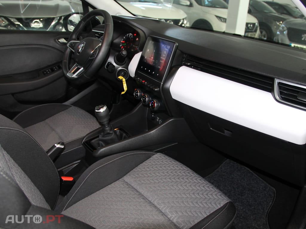 Renault Clio 1.0 TCe Techno Bi-Fuel