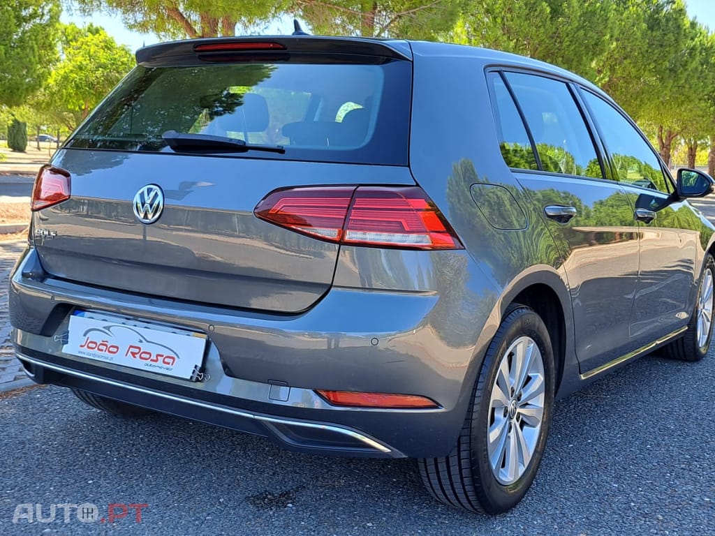 Volkswagen Golf Confotline