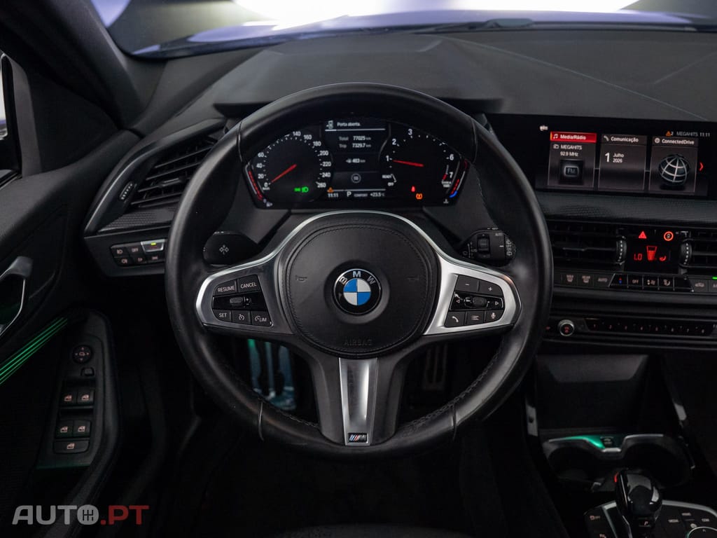 BMW 118 i Pack Desportivo M Auto