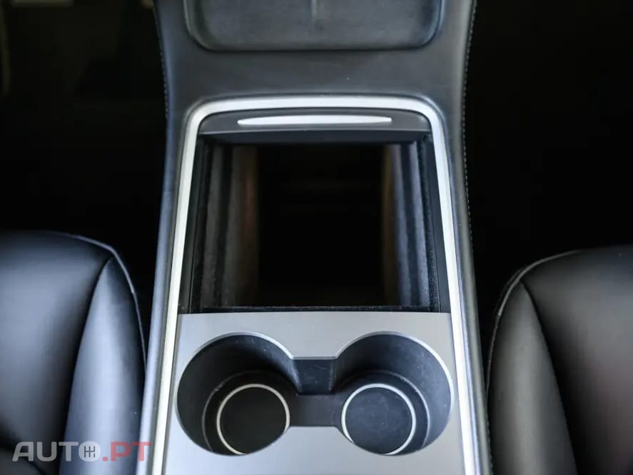 Tesla Model Y Long Range Dual Motor AWD