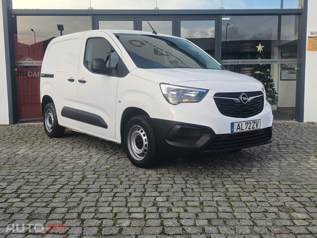 Opel Combo 3-lugares