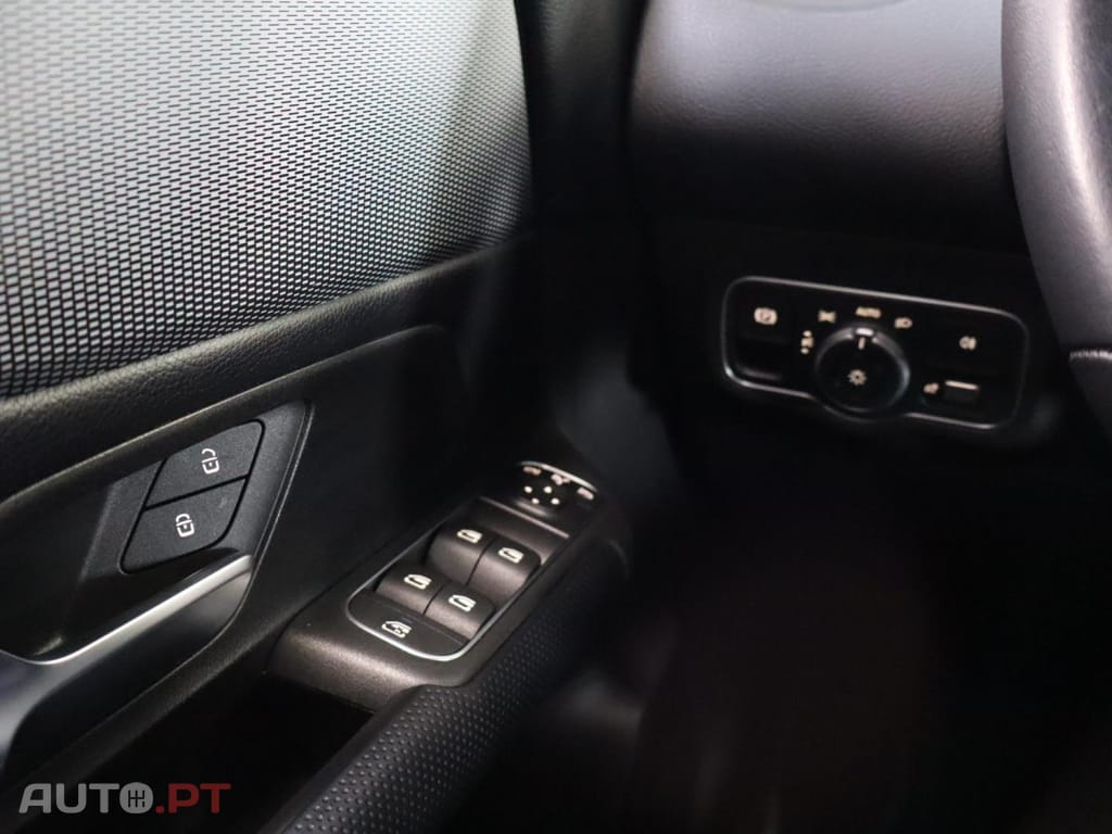 Mercedes-Benz GLB 180 180 d Style